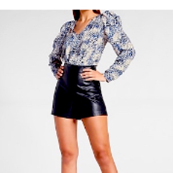 Express Tops - Express blouse